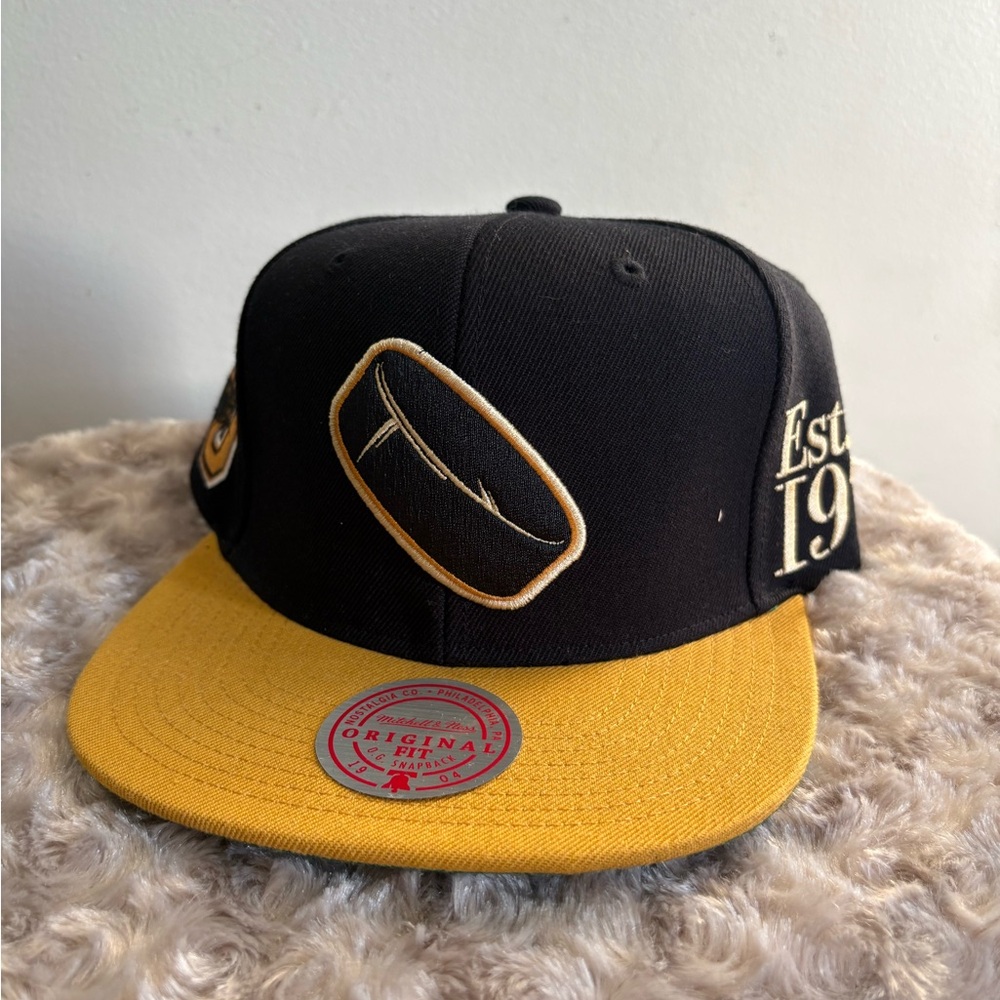 Oilers Mitchell & Ness Green and Black Snapback